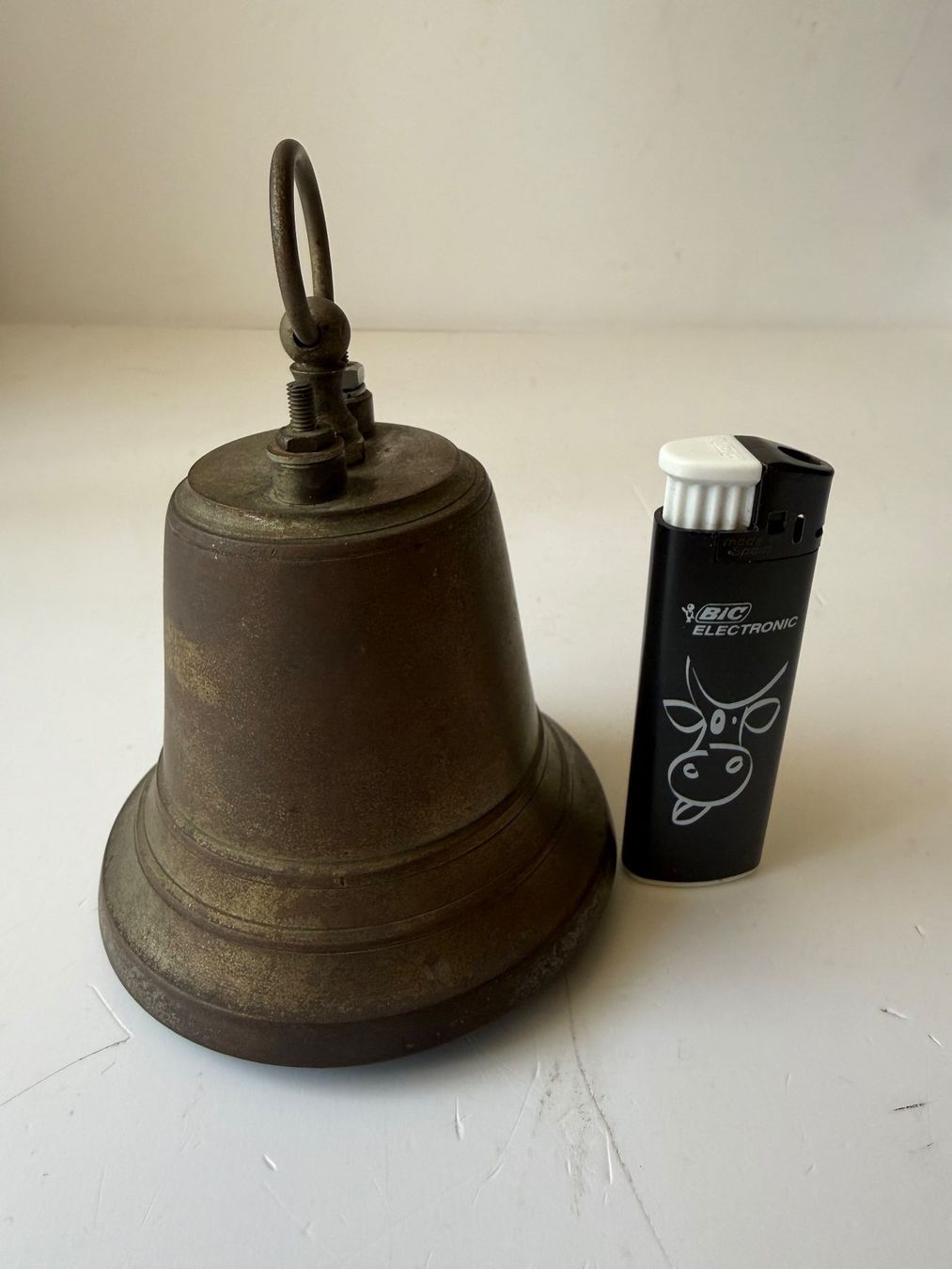 Cloches & sonnailles: Alte Glocke – D'occasion à Zwingen par moje1 4