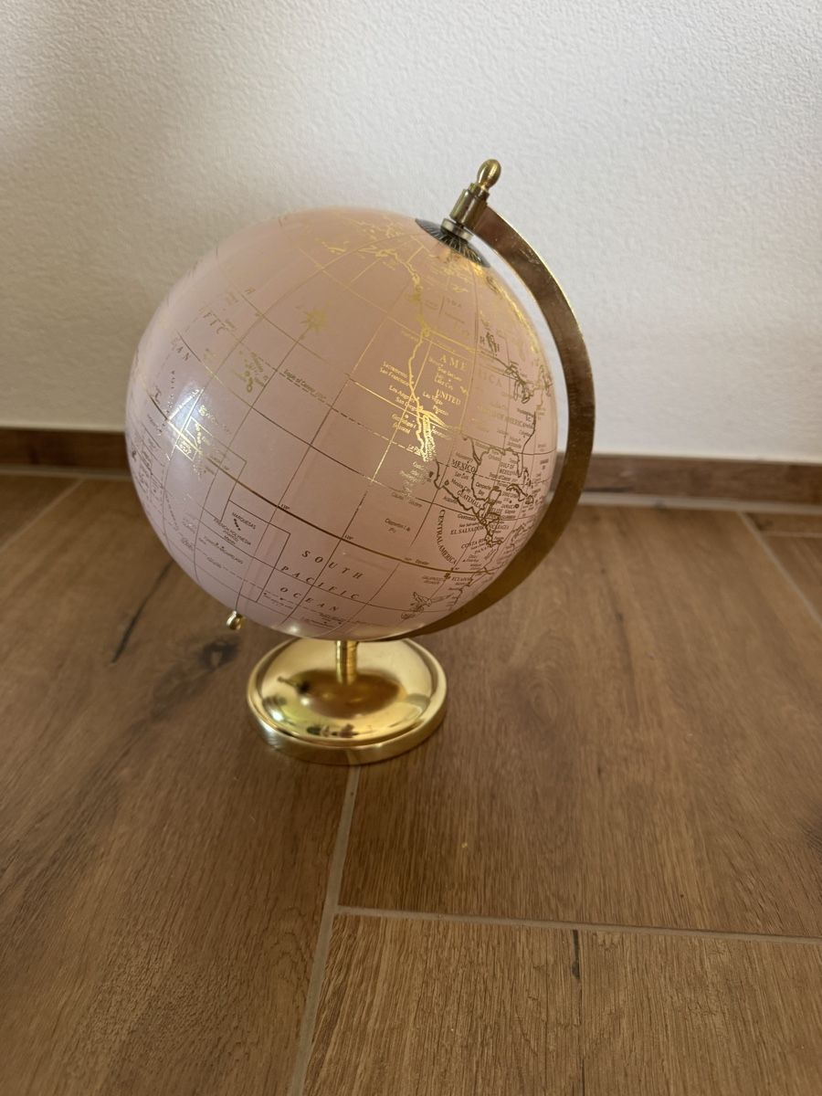 Autres décorations & accessoires: Globus rosa – Neuf (Voir description) à Lachen SZ par nathiisch 3