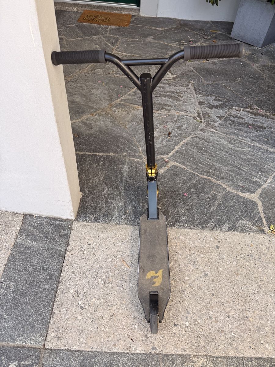 Chilli Kickboard: Chilli Pro Freestyle Stunt Scooter Black/Gold – Usato da Buchillon venduto da cgo_26jk 4