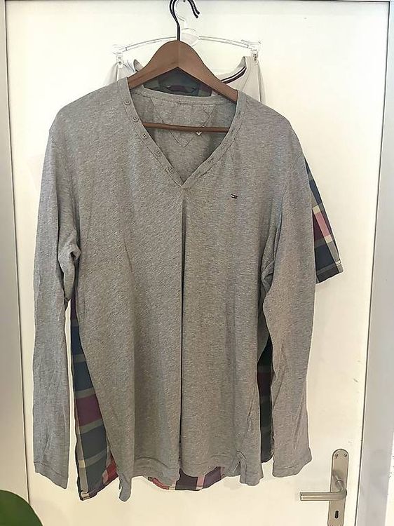 Kleiderpakete: Vans & Tommy Hilfiger Herren Set – Gebraucht aus Muri AG von Ludrigen 2