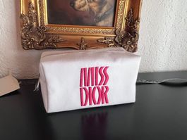 Dior Beauty Kosmetiktasche Miss Dior neu