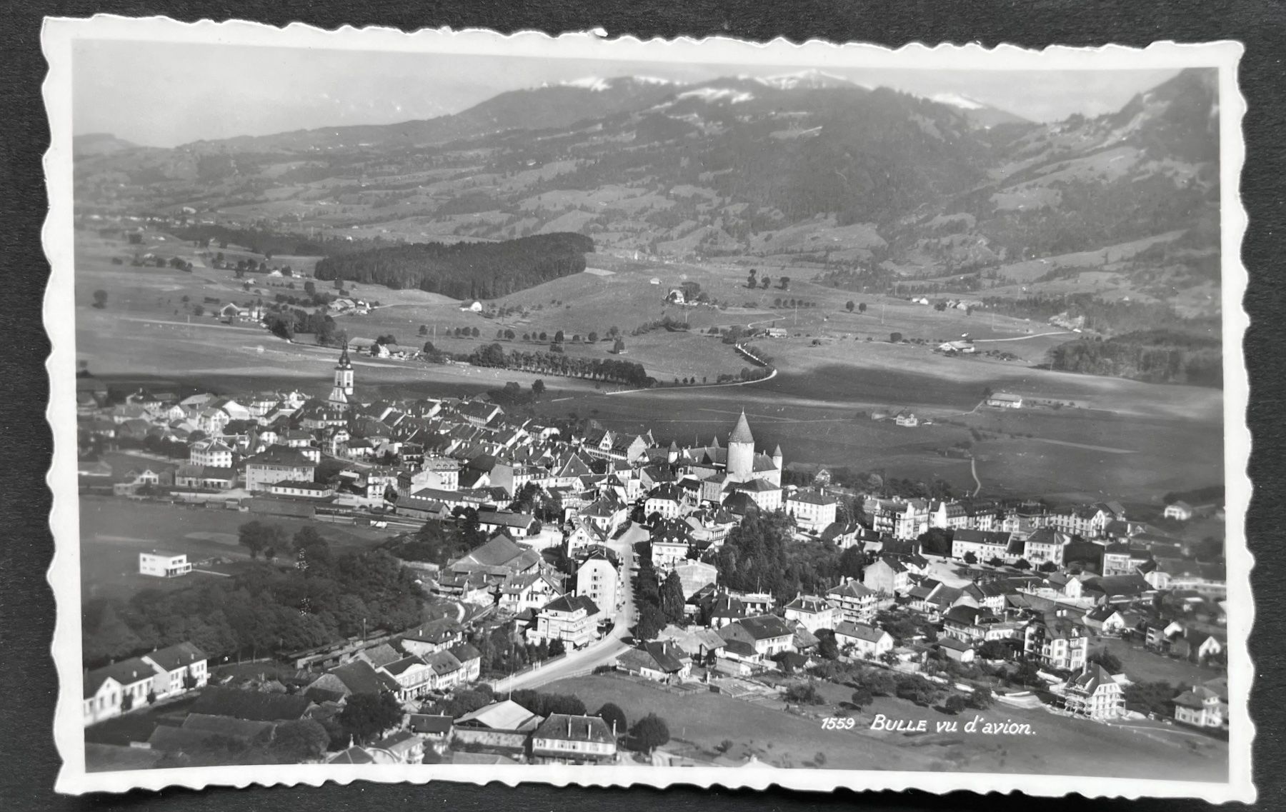 Cartoline postali: Bulle, Vue d‘ Avion/ ca, 1940 – Usato da Ostermundigen venduto da DaxKarten-75