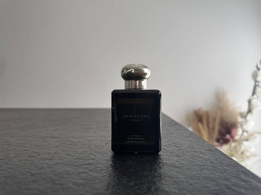 Jo Malone Parfum & Eau de Toilette: Jo Malone London Cypress & Grapevine Cologne Intense 50ml – Gebraucht aus Hergiswil NW von tes_j58l