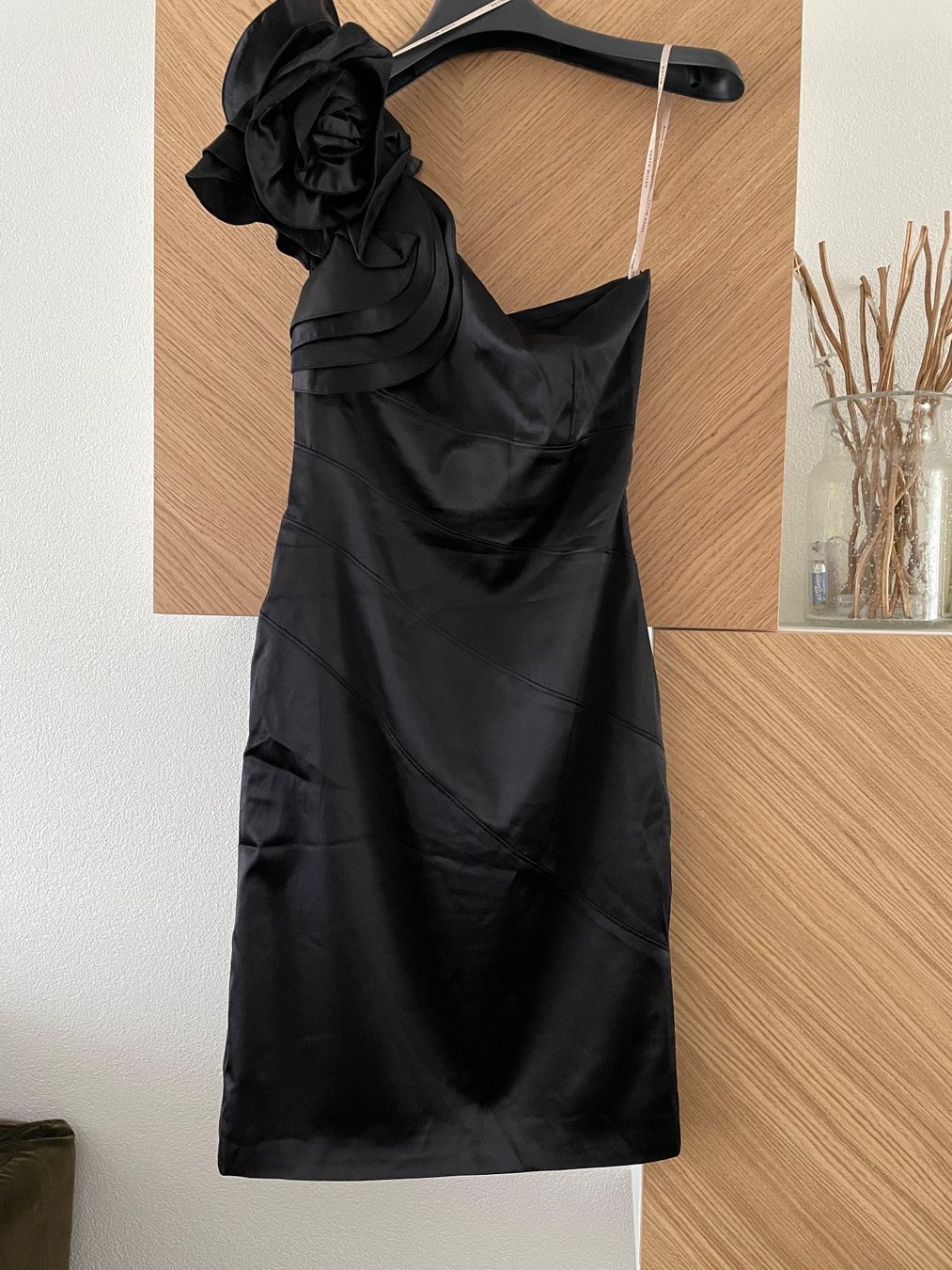 Karen Millen Vestiti: Neu Karen Millen Kleid  96% SEIDE – Nuovo e nell'imballaggio originale da Felben-Wellhausen venduto da begean