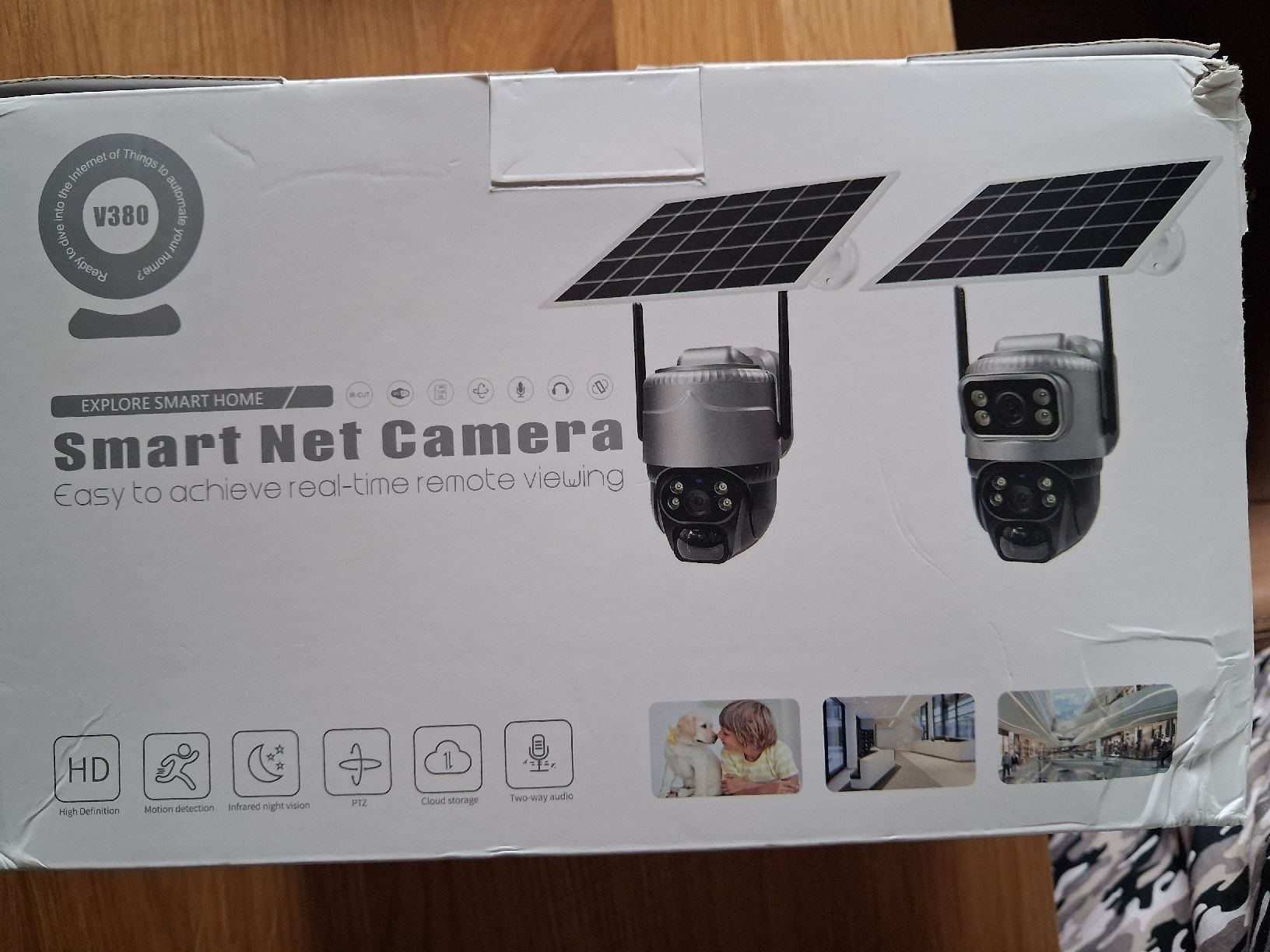 Webcams: Smart Net Camera V380 Pro mit Solarpanele noch nie gebraucht – Neuf avec emballage d'origine à St.Gallen par Carolina74