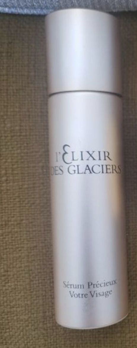 Cura del viso: Sérum Valmont L'Elixir des Glaciers 30ml Neuf – Nuovo (secondo la descrizione) da St-Pierre-Clages venduto da _RV