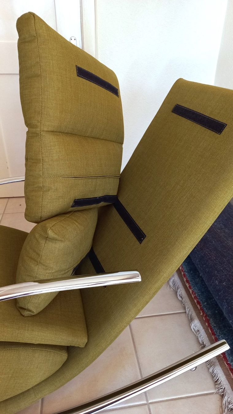 Poltrone: Sessel Schaukelstuhl mit Hocker – Usato da Bévilard venduto da Orscha 8