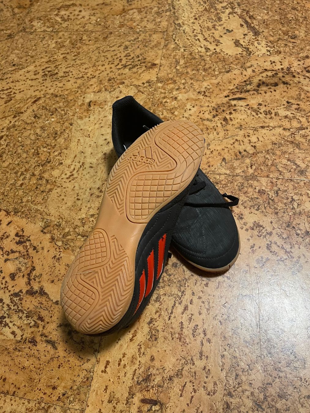 Adidas Scarpe per ragazzi: Adidas Hallenschuhe Gr. 36 – Usato da Winterthur venduto da Leila014 2