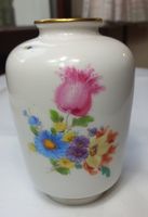 Vintage, KPM Porzellan Blumenvase mit Goldrand.