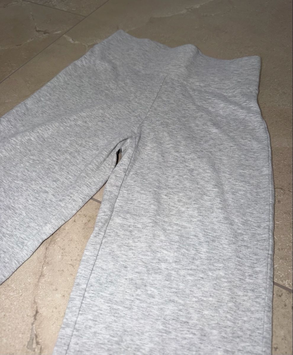 Stradivarius Leggings: Stradivarius Schlaghose Grau Grösse S – Nuovo (secondo la descrizione) da Illnau venduto da koko_33 2