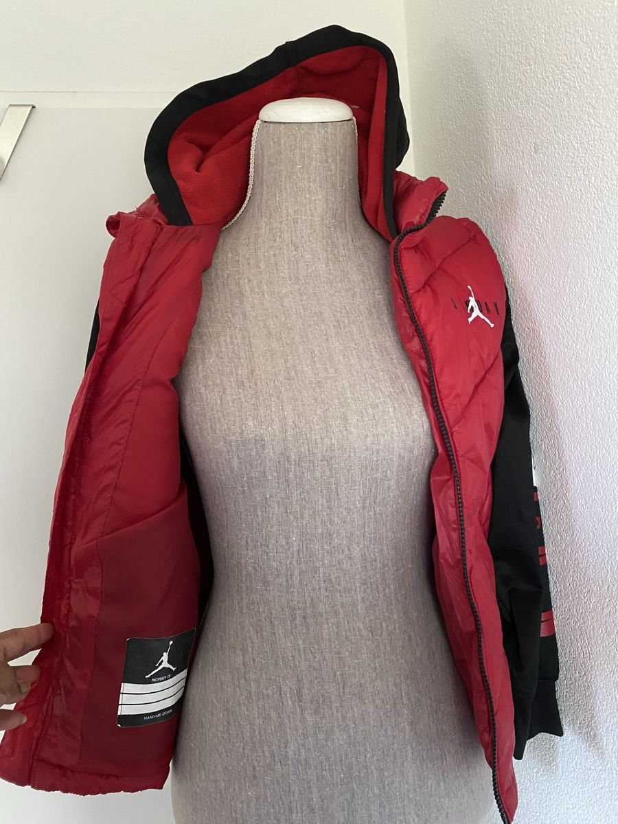 Jordan Vestes: Jordan  Down Jacke – D'occasion à Dietlikon par Locinda 5
