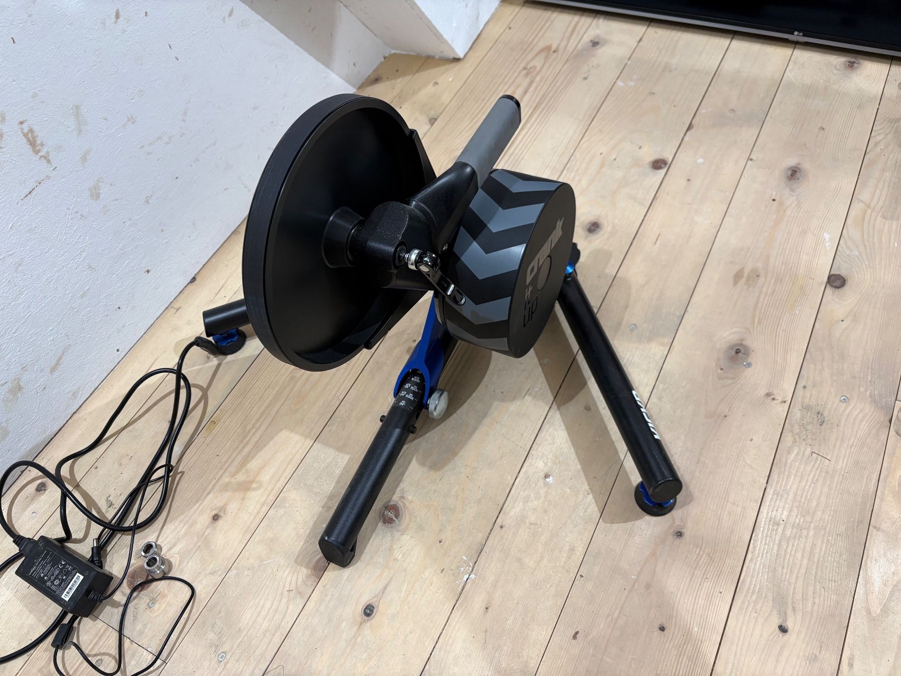 Wahoo Hometrainer: Wahoo Kickr V4 2018 – Gebraucht aus Bleiken von Mito_evo