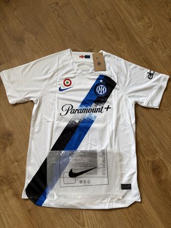Trikot von Inter Milan 2023 in Grösse M
