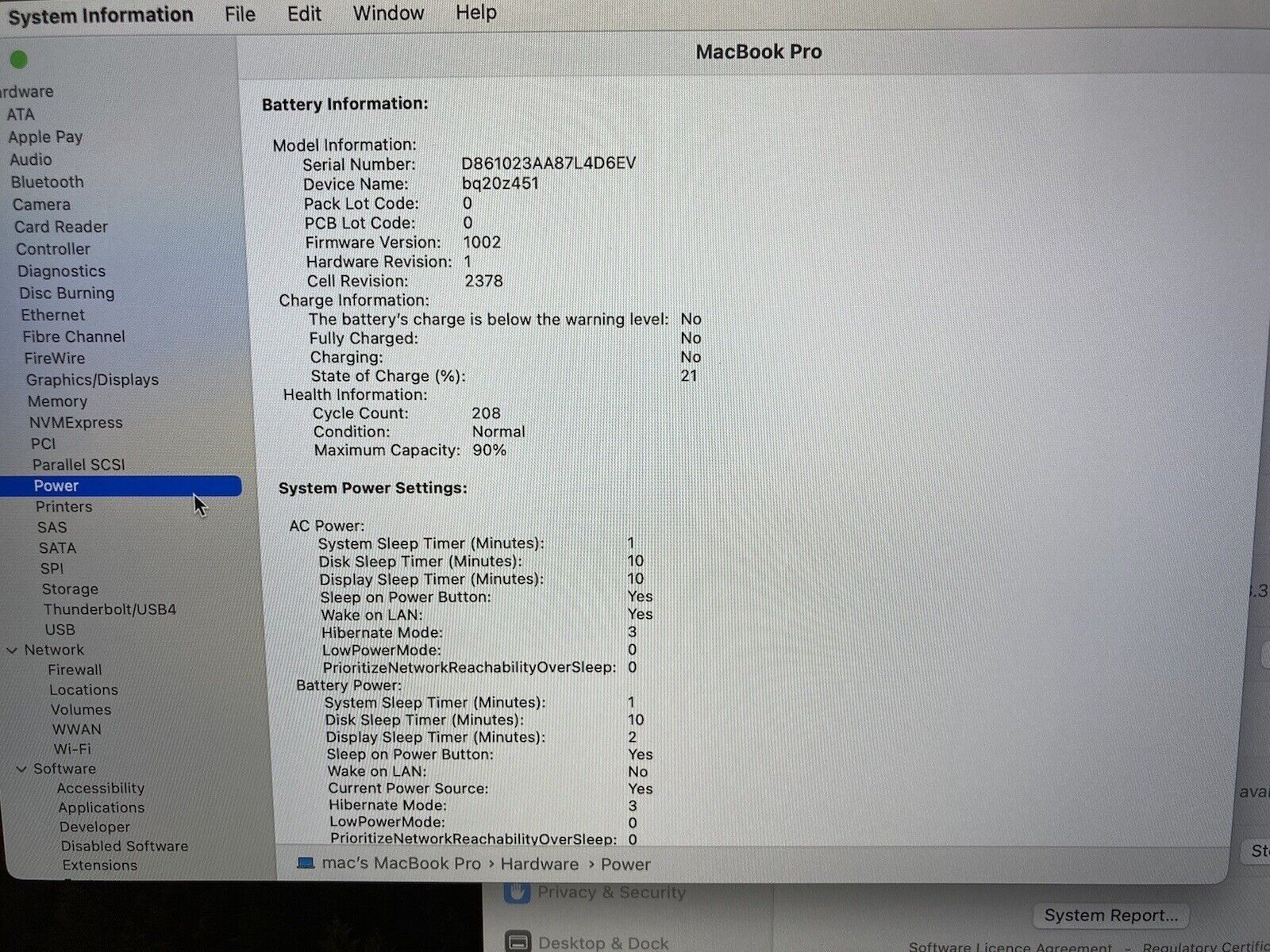 Apple Notebooks: MacBook Pro M1 2020 – Gebraucht aus Lausanne von  4