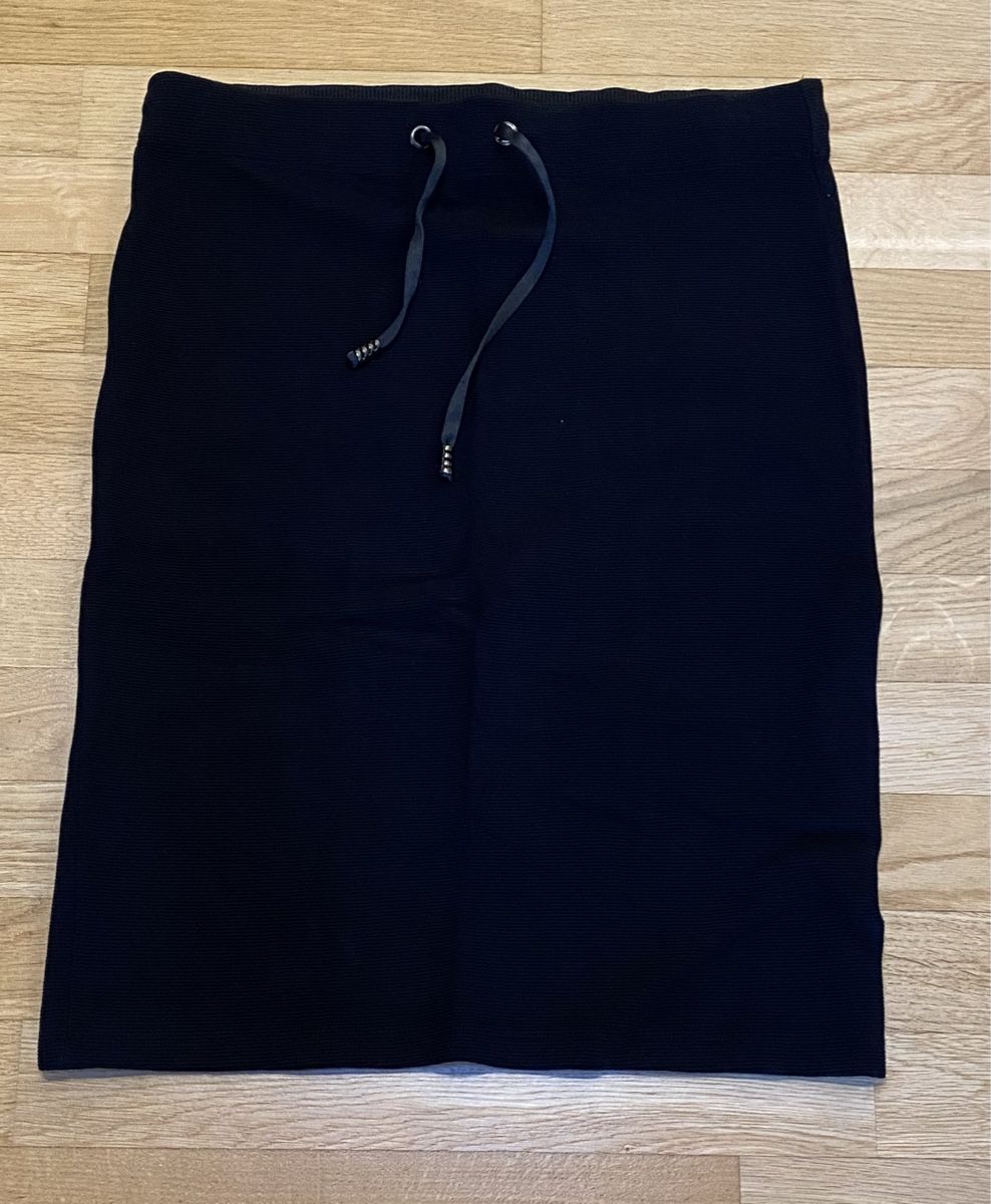 Jupes: Schwarzer Street One Rock Gr. 40 – D'occasion à Volketswil par Flamingo_66
