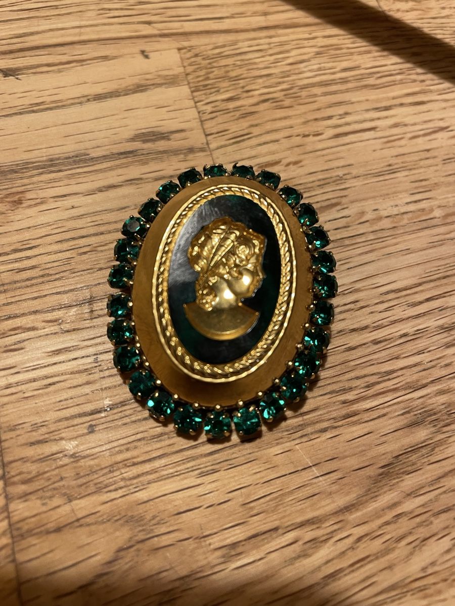 Broches & Aiguilles: Schöne Brosche Modeschmuck – D'occasion à Flawil par Naphtali