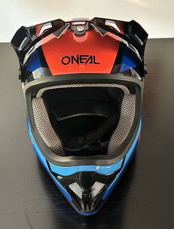 Helme: Downhill Bikehelm  – Gebraucht aus Uster von cap_nlx5