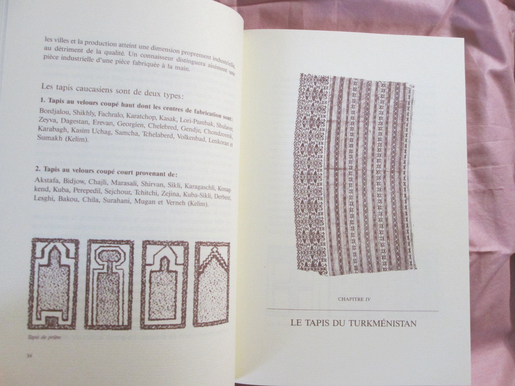 Libri: Sources et traditions des tapis d'Orient – Usato da Neuchâtel venduto da Dualseele 3