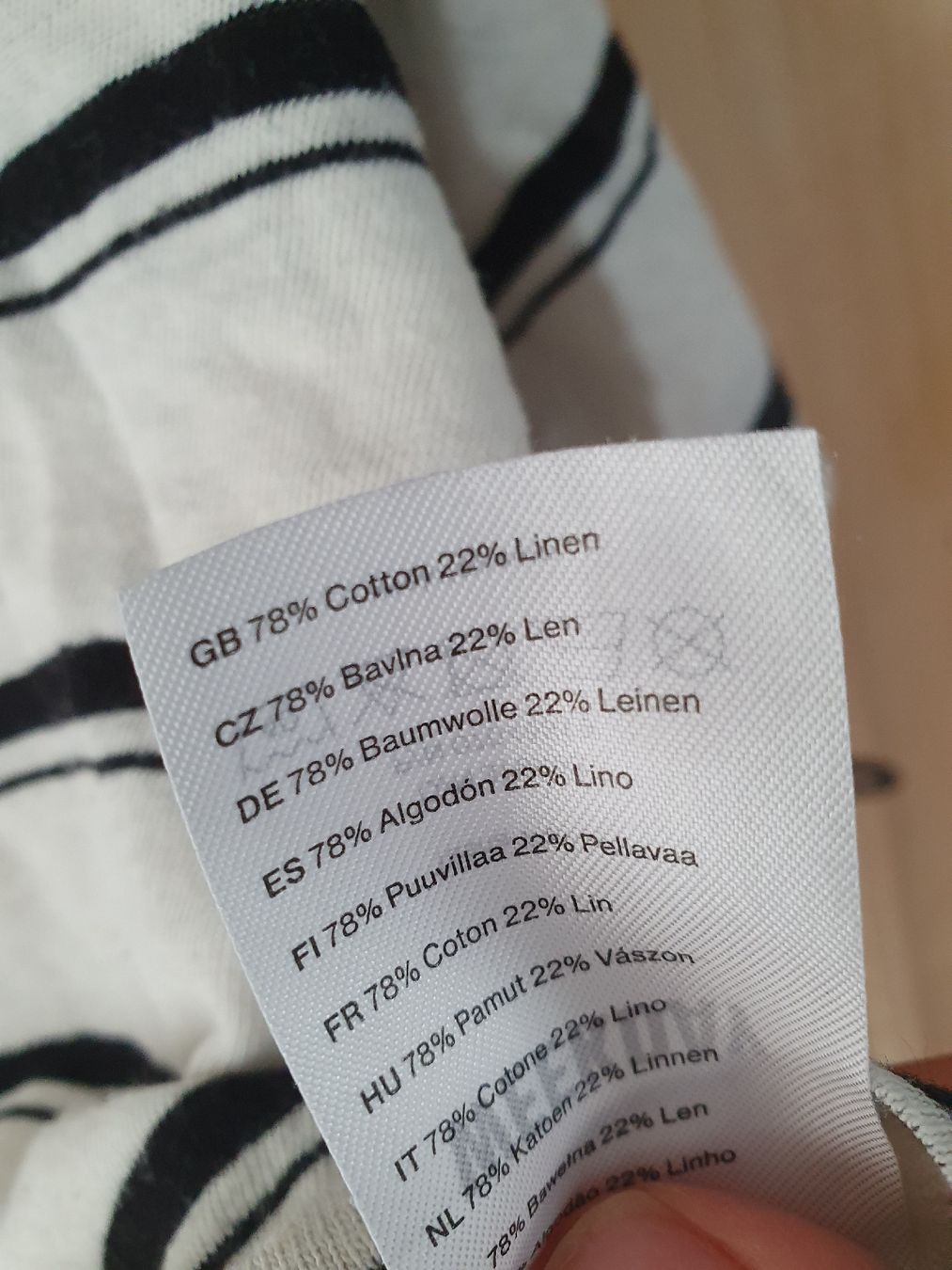Weekday T-Shirts: T-Shirt, S – Gebraucht aus Steinach von Xamax18 3