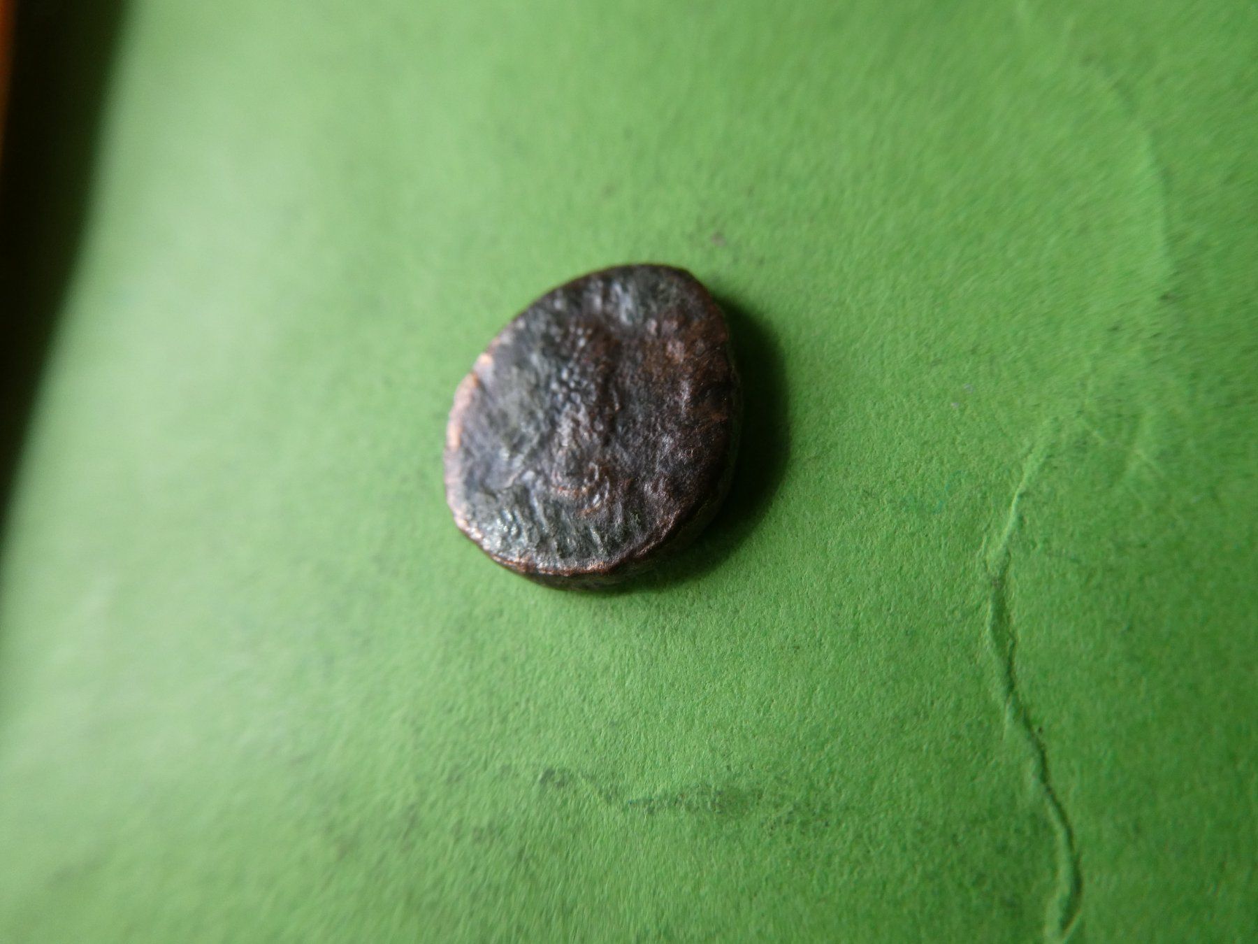 Tutti le monete: uralte Bronzemünze   12 mm     1.54 g – Usato da Hinterforst venduto da Rohusri 3