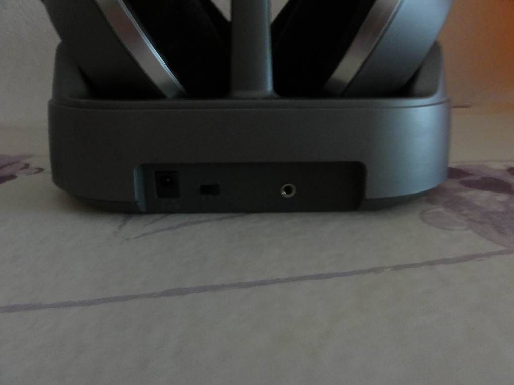 Philips Cuffie: Casque sans fil - Philips HC 8560 – Usato da Delémont venduto da Eschmann1 3