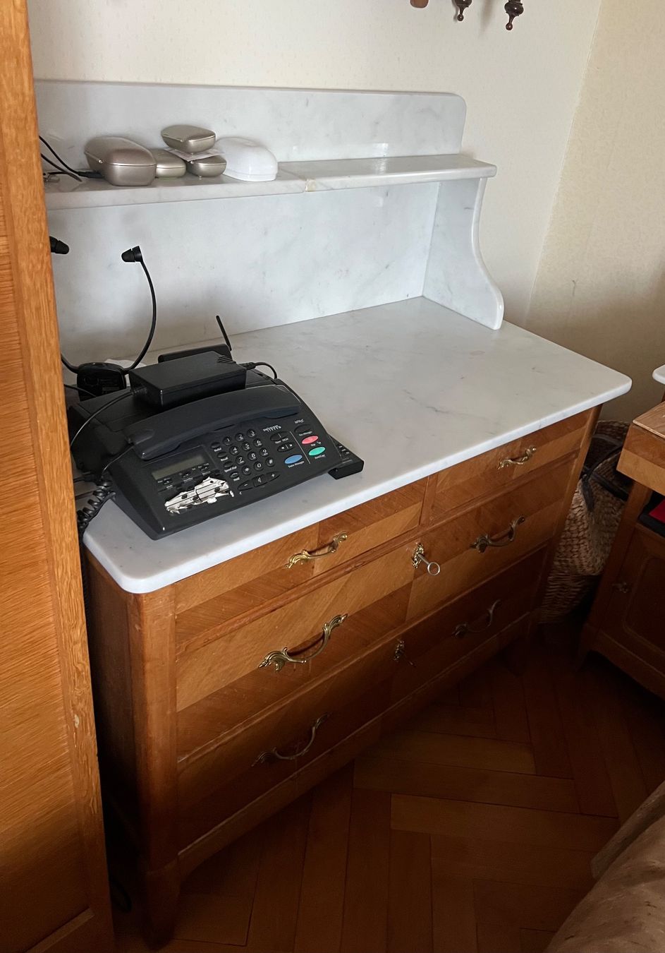 Kommoden: Commode – Gebraucht aus Neuchâtel von kat_n6gp 1