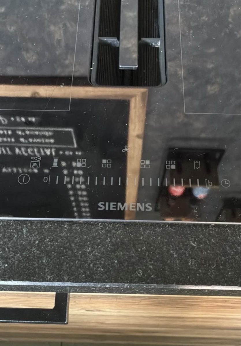 Herde: Plaque induction Siemens  – Neu (gemäss Beschreibung) aus Grandvillard von cha_k88q 1