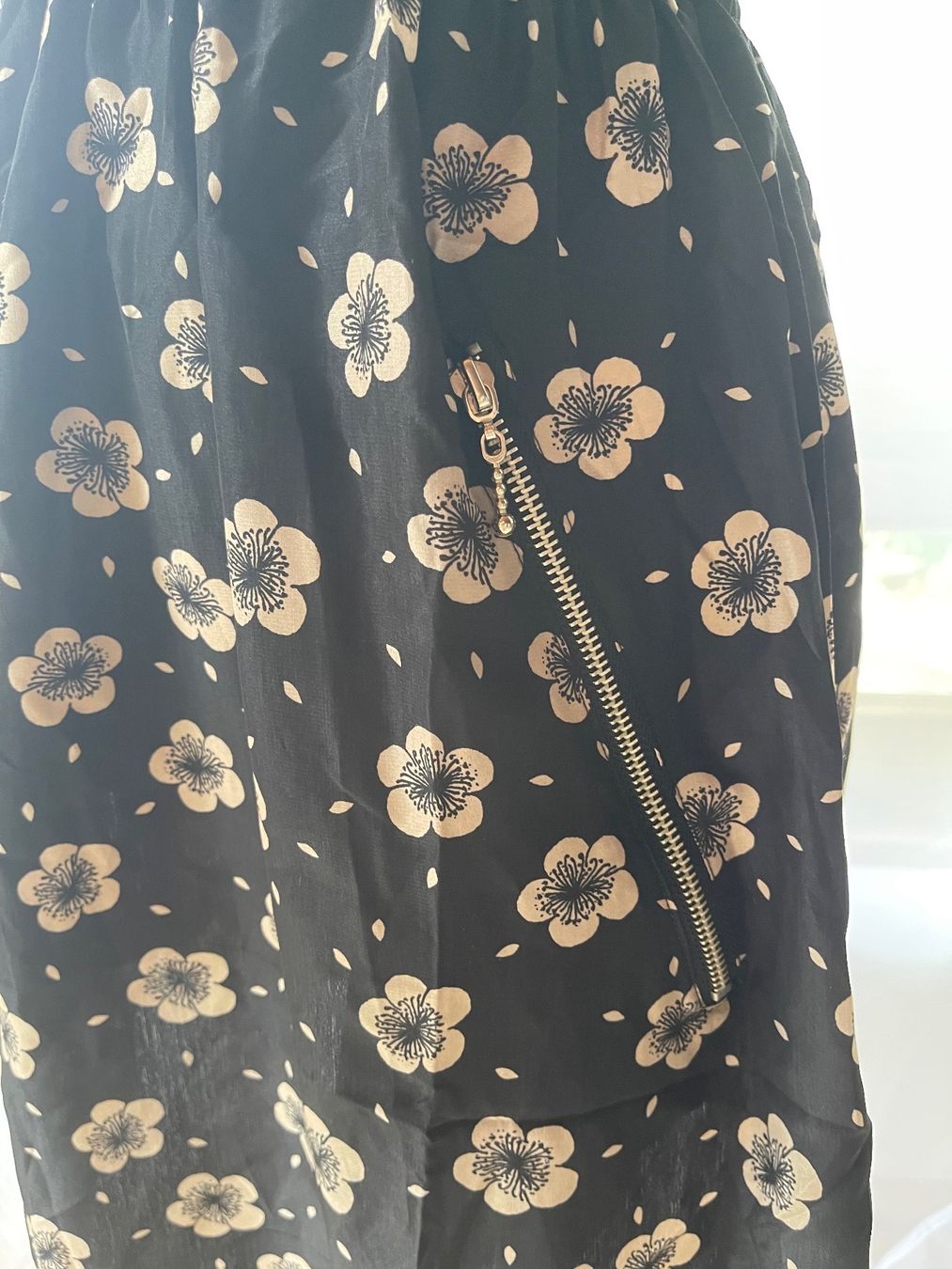 Vestiti: APRICOT Kleid – Usato da Läufelfingen venduto da B_C_Sch. 3