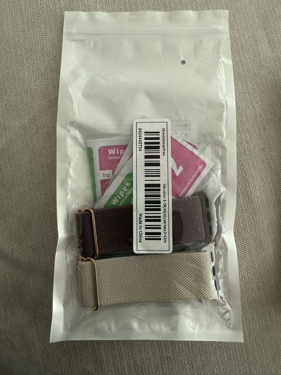 Apple Smartwatch: Apple Watch 10 - 46 mm - Silver Alu – Nuovo (secondo la descrizione) da Schaanwald venduto da kue_cv5n 2