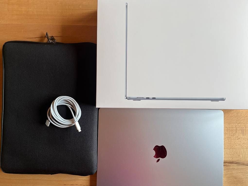 Apple Notebook: MacBook Air 2025 – Usato da Corgémont venduto da ivia71 4