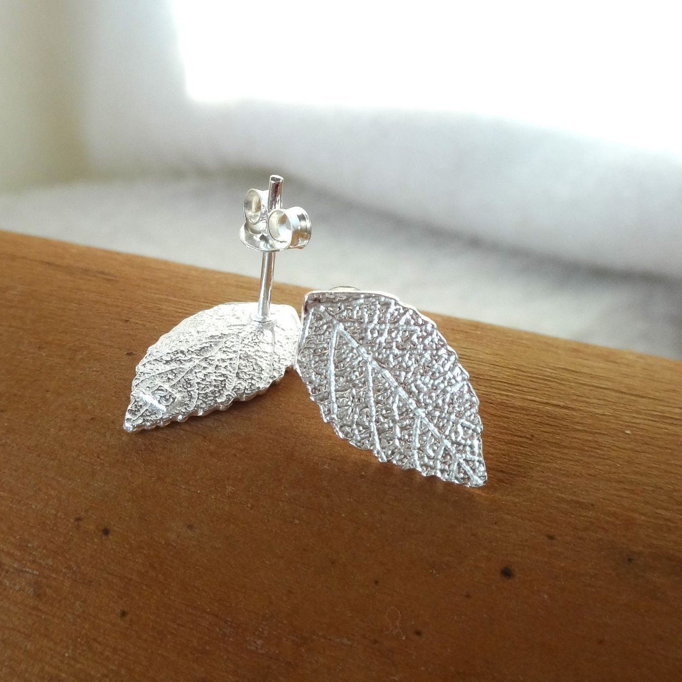 Orecchini pendenti & Orecchini a lobo: Ohrstecker Blatt Silber 925   NEU – Nuovo e nell'imballaggio originale da Dielsdorf venduto da kumsch 1