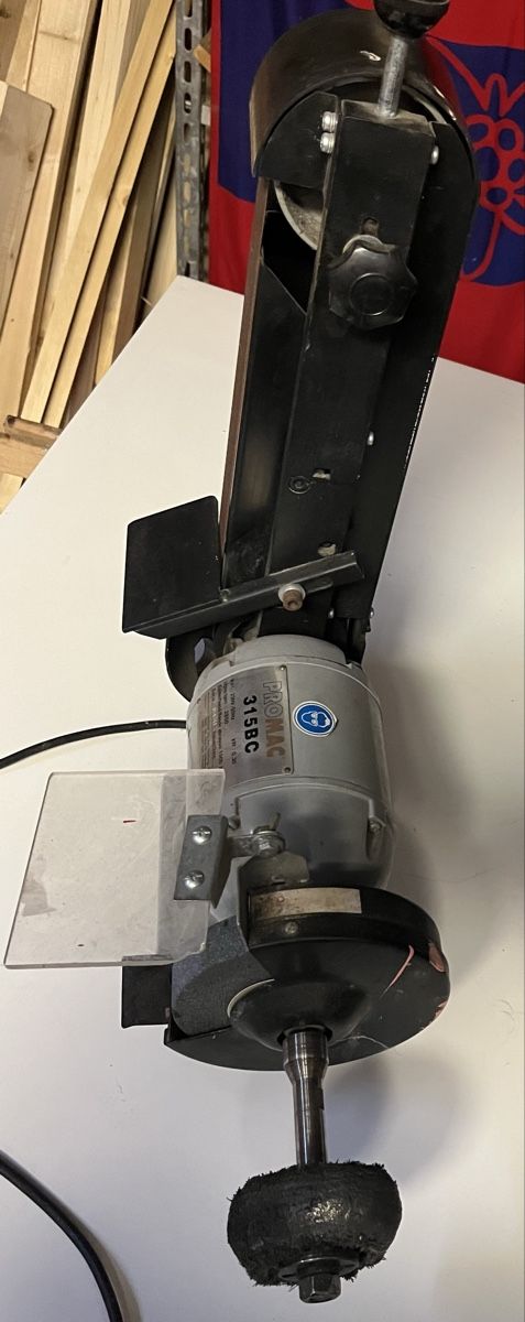 Promac Aiguiseuses & polisseuses: Bandschleifmaschine PROMAC – D'occasion à Sursee par Carisma3 4