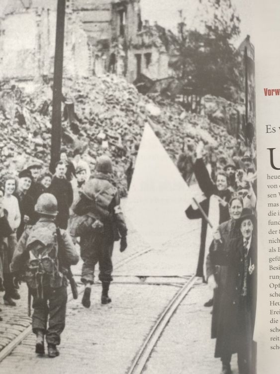 Armee Militär Weltkriegs Buch , Die Befreiung 3