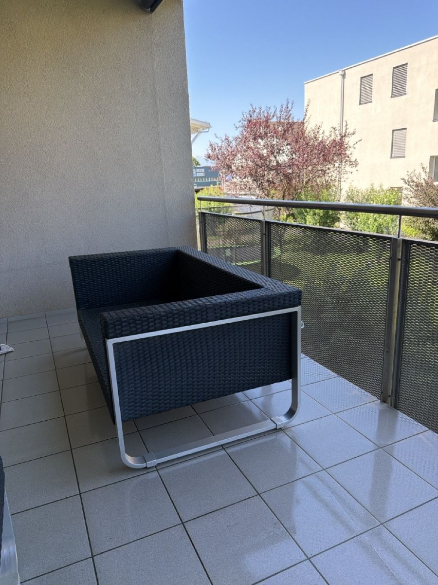 Poltrone: 2er Lounge mit Tisch – Usato da Au SG venduto da AndyB02 1