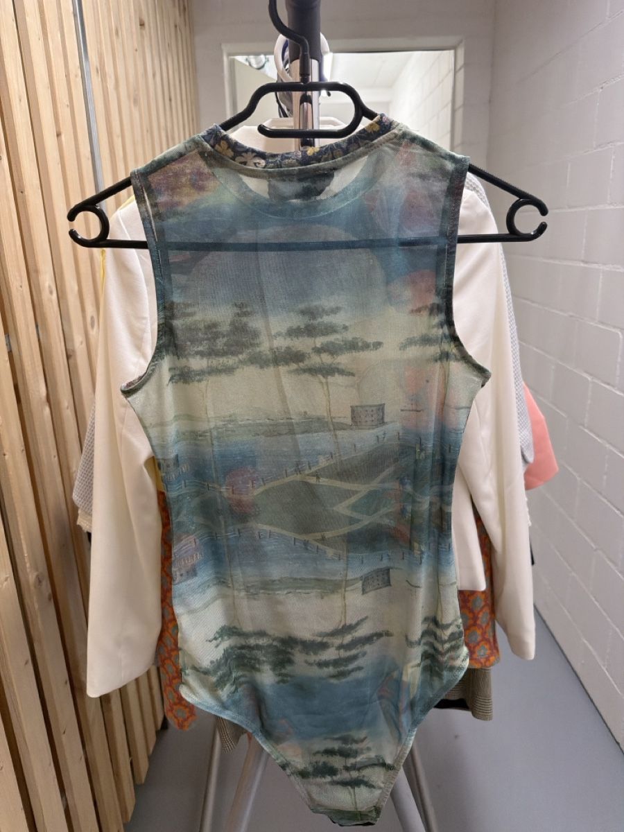 Desigual Top: Desigual Body ärmellos S – Usato da Samstagern venduto da UM94 3