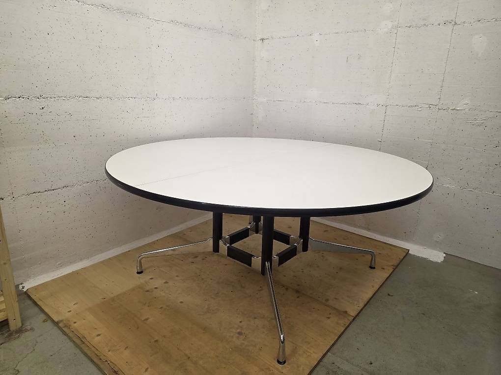 Vitra Tavoli: Segmented Table Vitra Tisch Charles Eams 170cm – Usato da Münchenbuchsee venduto da LuupBrocki