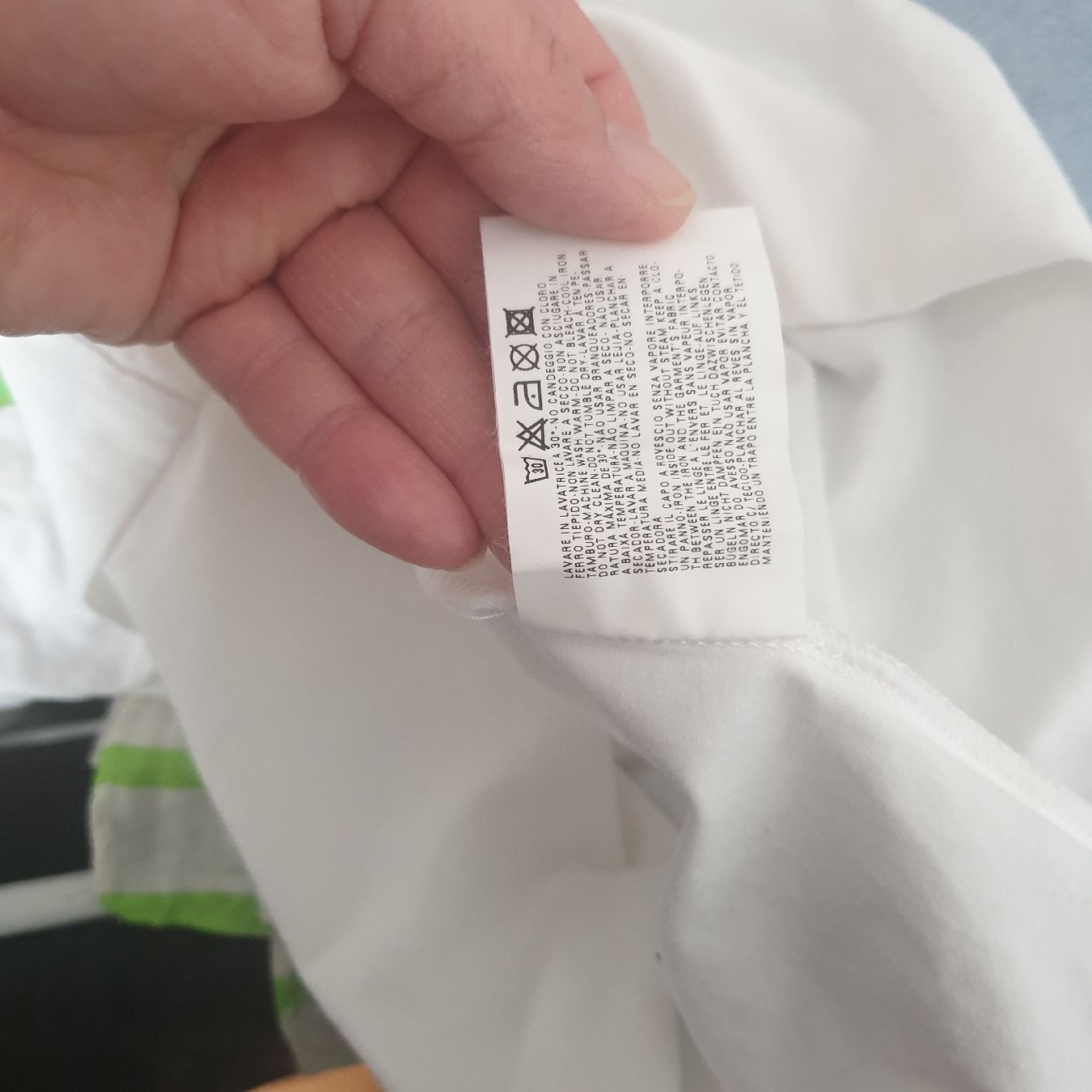 Armani Top: Armani Jeans schönes Top Gr. S – Nuovo (secondo la descrizione) da Frenkendorf venduto da Moon111 4