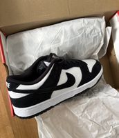 Nike Dunk  taille 43 - neuf