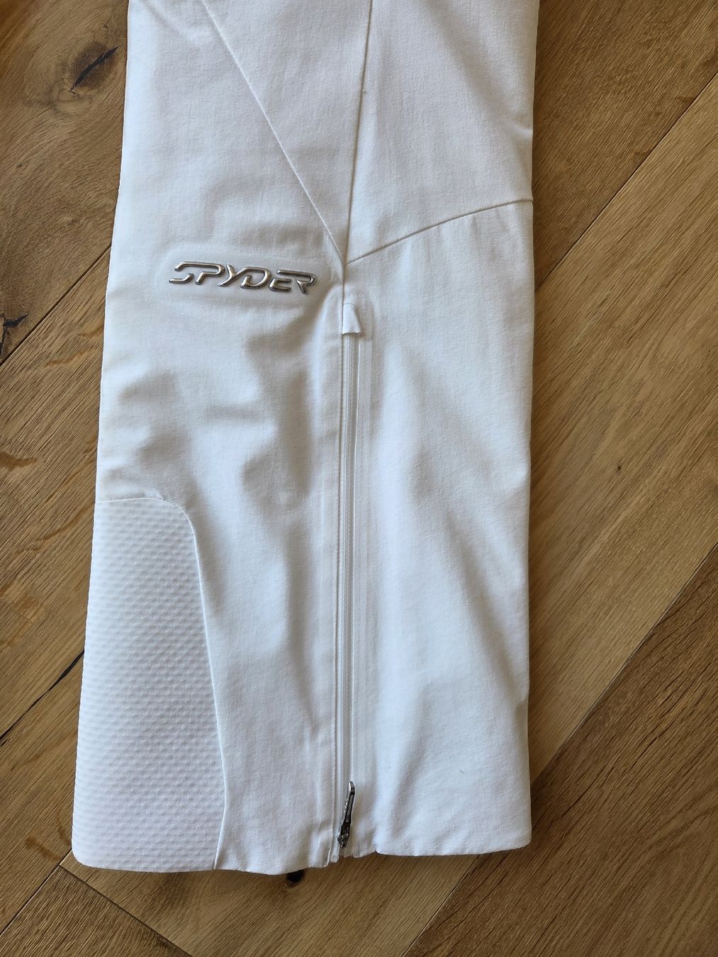 Spyder Pantalons: schöne Skihose Spyder – D'occasion à Wiesendangen par Sinhuk 5