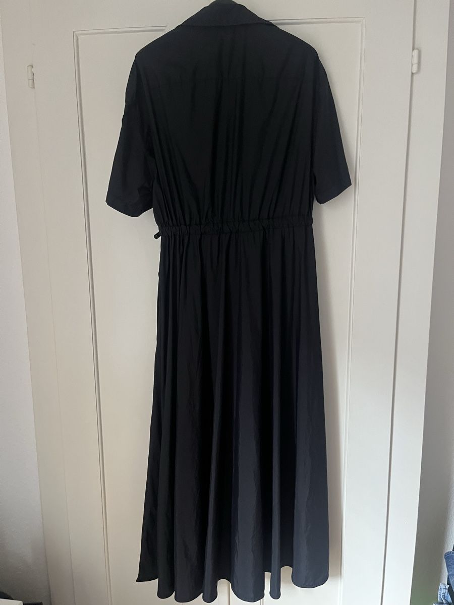 Moncler Kleider: Moncler robe longe – Gebraucht aus Lausanne von pioupiou38 1