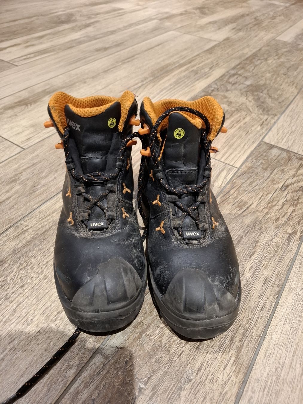 Uvex Scarpe da uomo: Sicherheitsschuhe S3, Grösse 39 – Usato da St. German venduto da Neuwelt 1