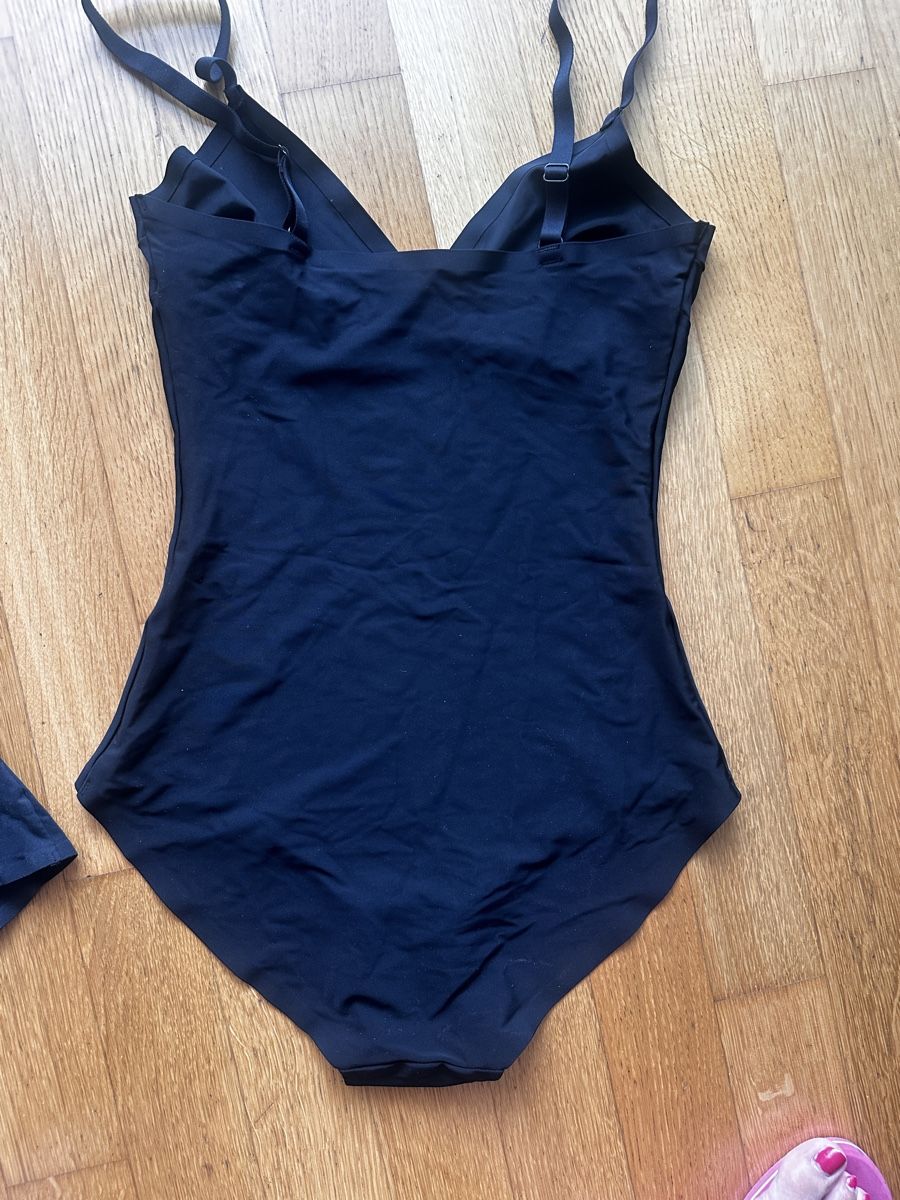 Autres dessous: 2 Shaping Body M schwarz – D'occasion à Kriens par Pilatu 4