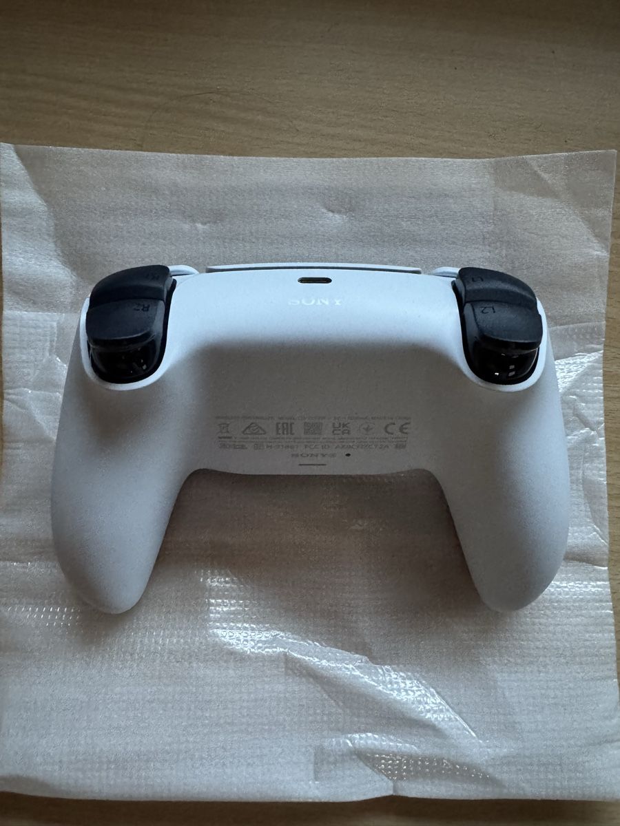 Sony Manettes: Sony PlayStation 5 DualSense Controller Weiss, NEU – Neuf avec emballage d'origine à Spreitenbach par Sassa7 1