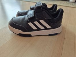 Adidas Kinderschuhe, Gr. 25, Top Zustand