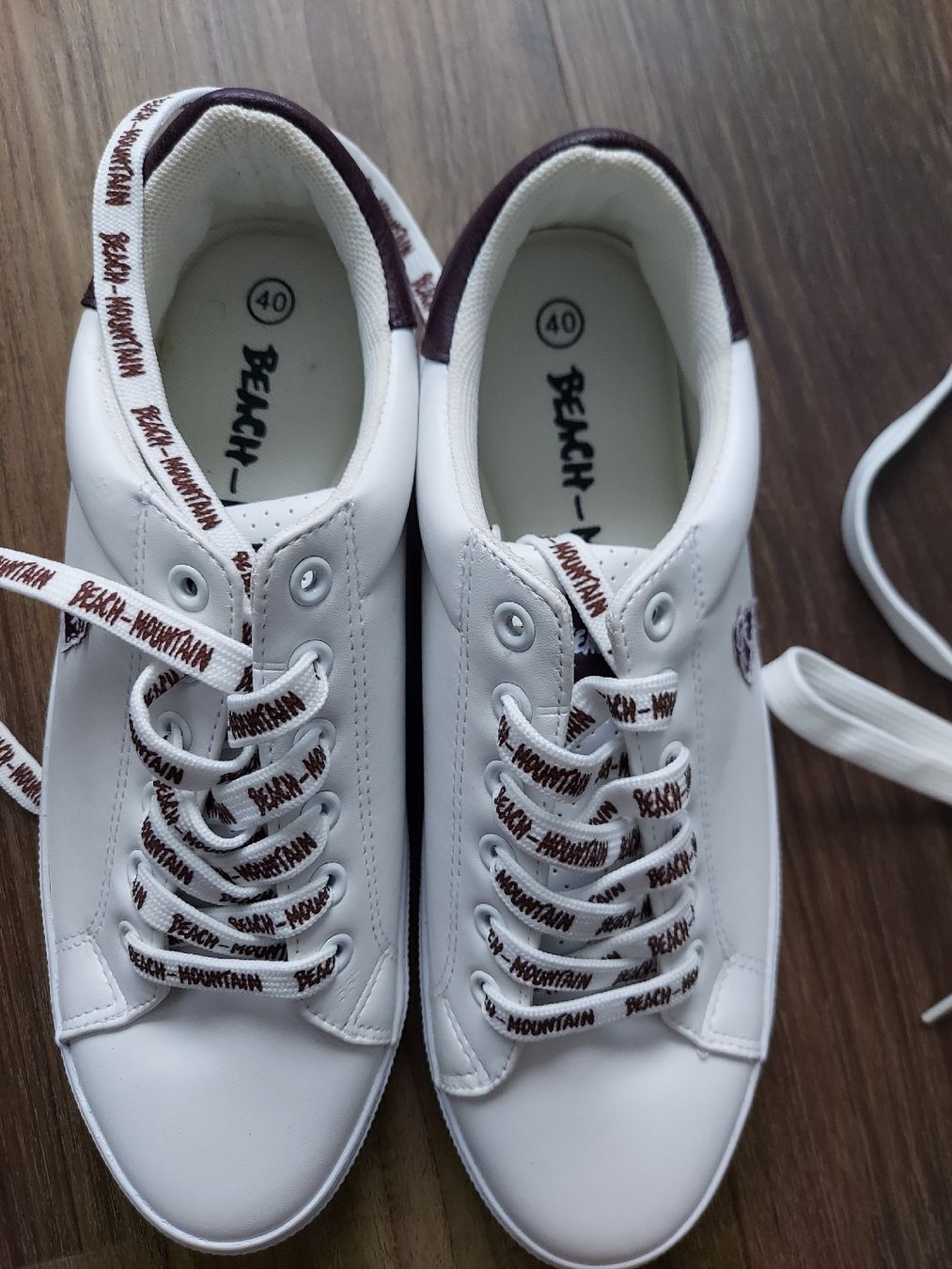 Scarpe da donna: Beach Mountain Sneaker, weiss, Gr. 40 NEU – Nuovo (secondo la descrizione) da Altishofen venduto da tammy05 1