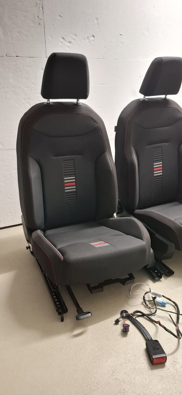 Seat Tutti pezzi di ricambio auto: SEAT Ibiza Sitze – Usato da Schöftland venduto da Bikefarmer