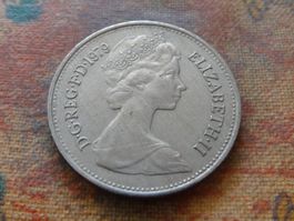 ROYAUME-UNI  5 Pence  1979