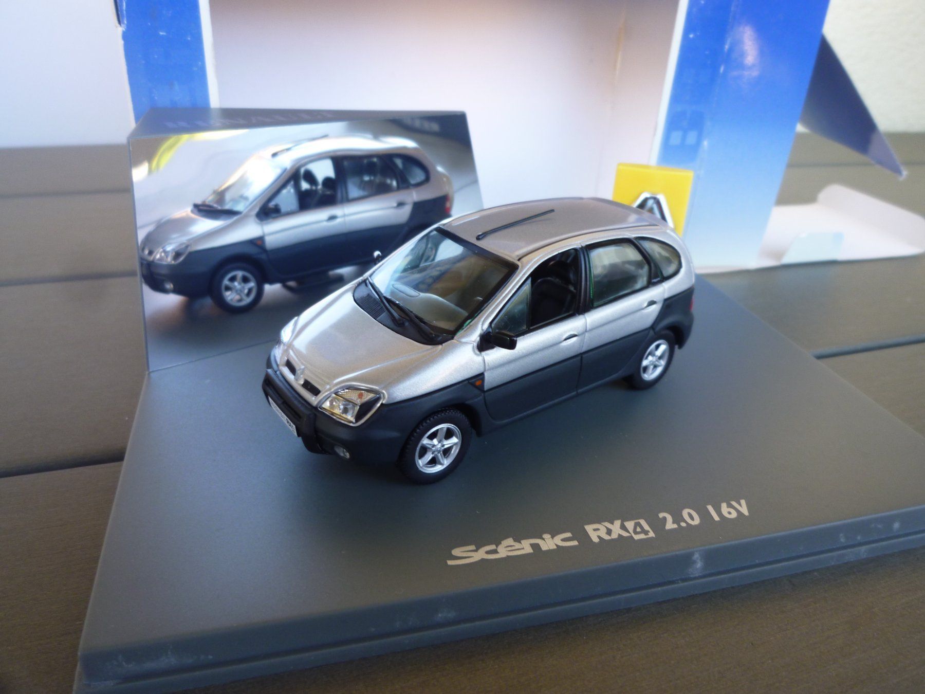 Modellini d'auto: Renault Scènic RX4 2.0 16V – Nuovo e nell'imballaggio originale da Flawil venduto da Imperiosud 1