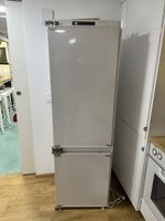Kühlgefrierkombination SHARP