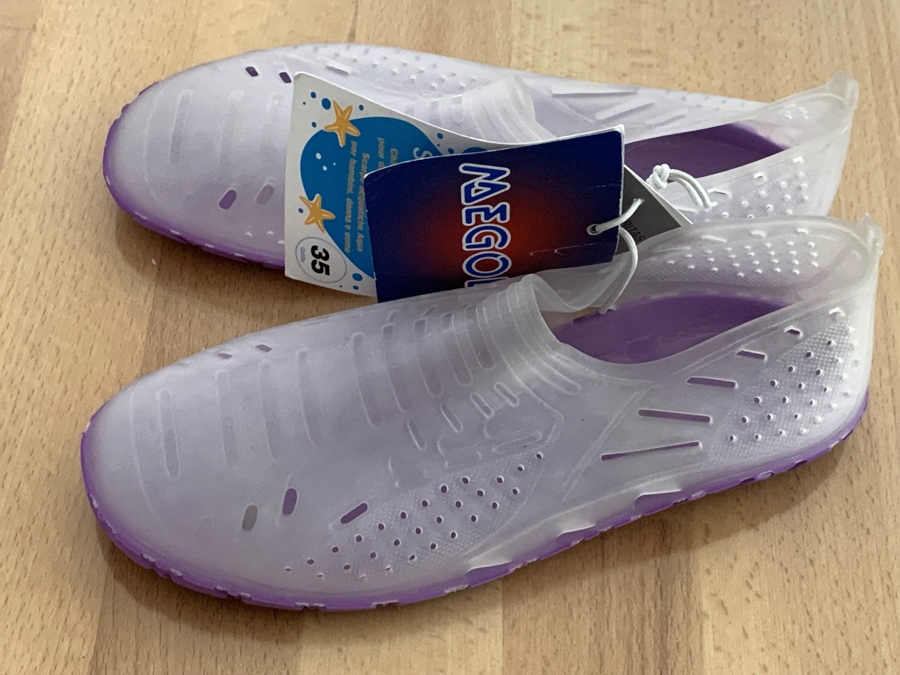 Scarpe per ragazze: Schwimmschuhe Gr. 35 – Nuovo e nell'imballaggio originale da Wetzikon ZH venduto da EvisStore